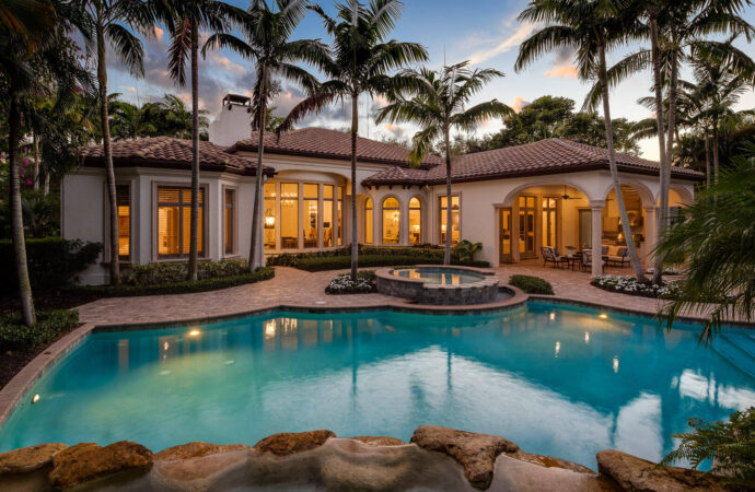 Palm Beach Gardens-SoFlo Pool and Spa Builders of Jupiter